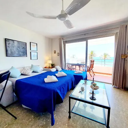 Marbellamar Seafront Apartment *