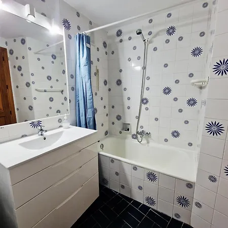 Marbellamar Seafront *