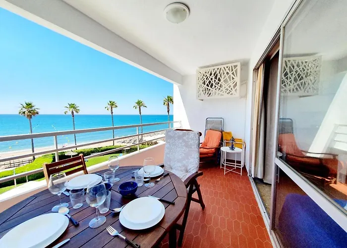 Marbellamar Seafront