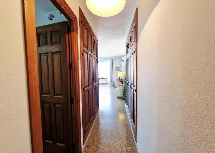 Marbellamar Seafront Apartament *