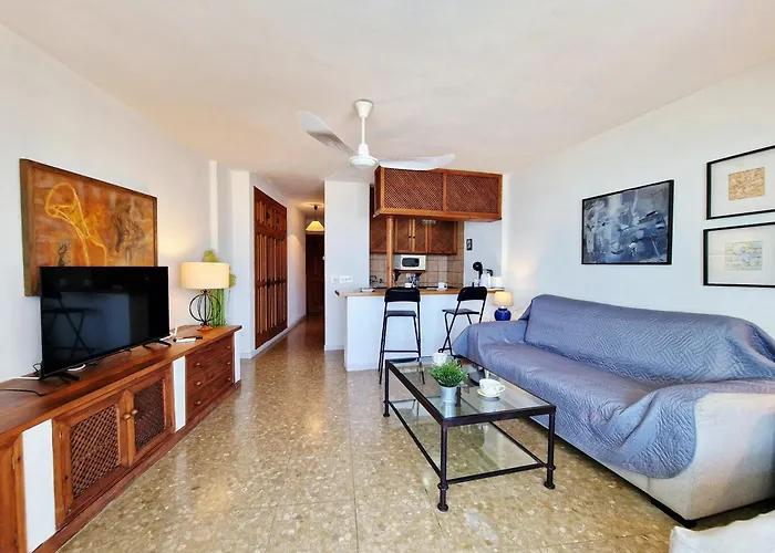 Marbellamar Seafront Apartament