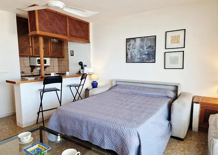 Marbellamar Seafront Apartament *