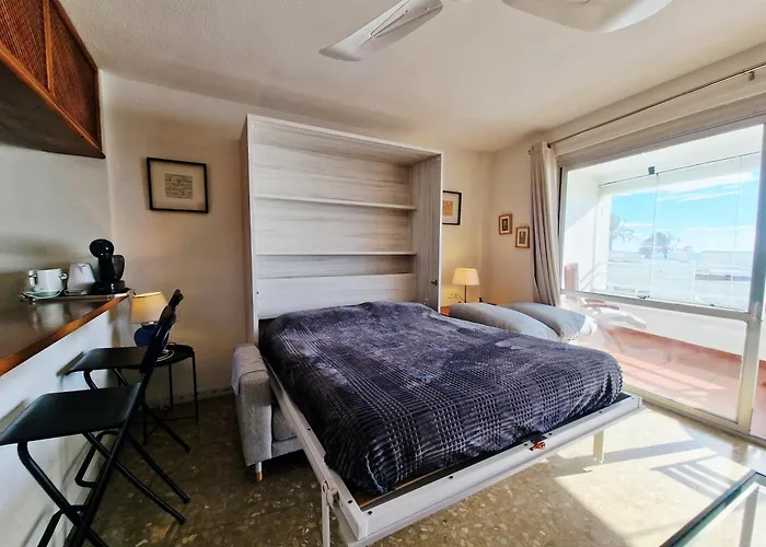 Marbellamar Seafront Apartament *